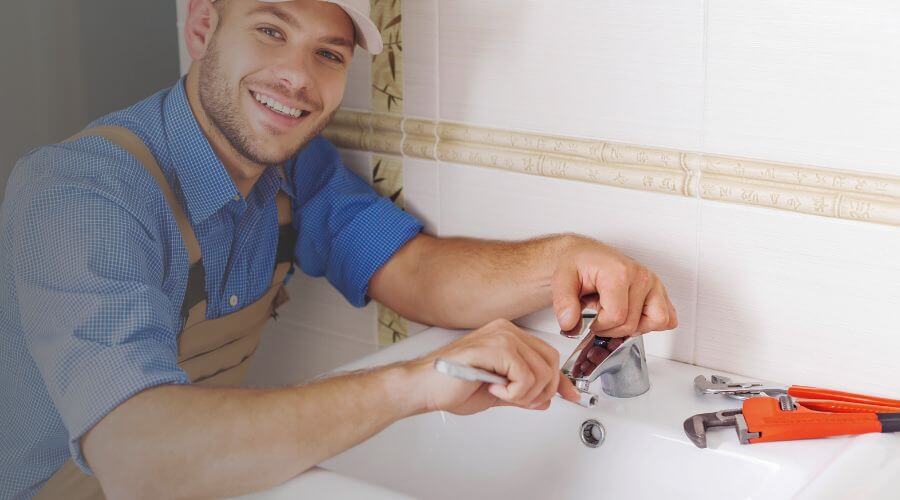 Handle or spout repair in Oblong, IL